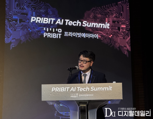 김영랑 프라이빗에이아이 대표가 9월4일 서울 중구 반얀트리클럽앤스파에서 '테크 서밋(Tech Summit)' 행사를 열고 비전 발표를 하고 있다. [사진=김보민 기자]