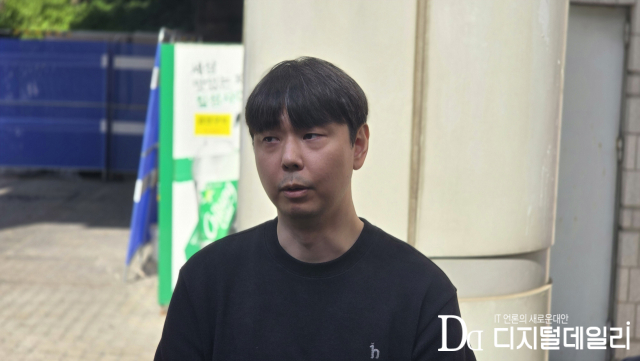 지난 2025년 10월 넥슨과 아이언메이스 간 민사소송 변론에 참석하기 위해 법원을 찾은 최주현 아이언메이스 대표.