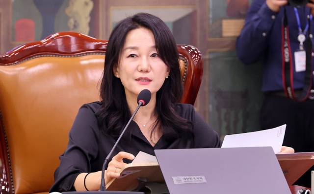 지난 9월29일 문화체육관광위원회 전체회의에서 발언 중인 이재정 위원장. [사진=연합뉴스]