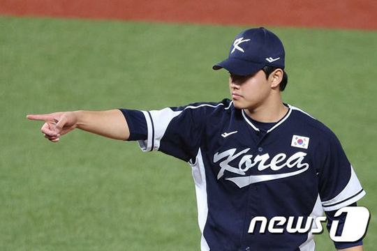 '160km' <b>문동주</b>, '7억 달러' 오타니 맞붙을까...KBO, LAD·SD와 스페셜매치 치...