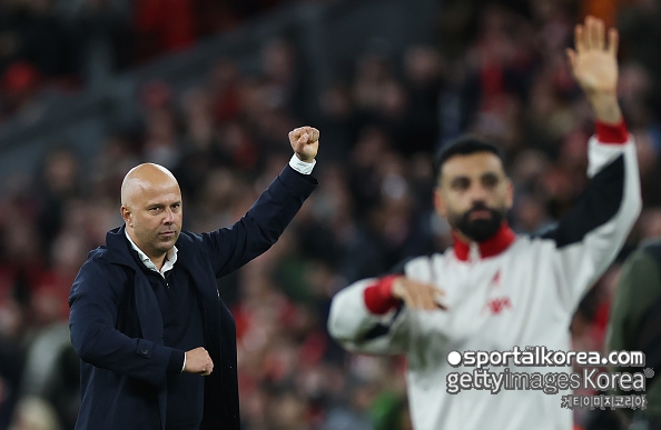 PL새 역사 쓴 살라, 6개월 뒤 FA→'사우디, PSG 이적설 솔솔'...슬롯 감독 "좋은 결정 할 거라 믿어"