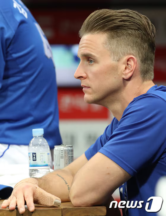 푸른 피 에이스 포기→ML 재도전 좌절 '前 삼성' <b>뷰캐넌</b>, 결국 亞 무대 ...