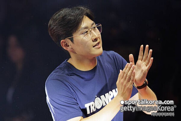 韓 축구 경사! "LEE, 伊 국대만큼 해줄 수 있어" <b>이강인</b> 향한 <b>나폴리</b>의 ...