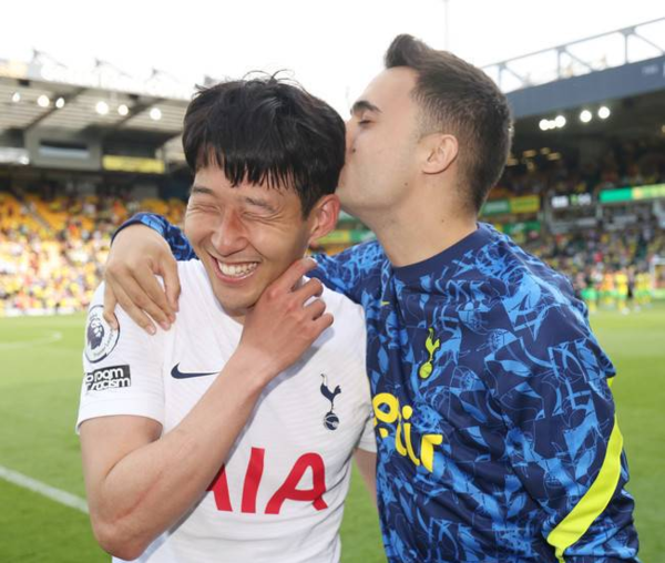 [오피셜] 손흥민, MLS 개막전 큰일 났다!→토트넘 '옛 동료' 레길론, LAFC 첫 상대 마이애미 공식 합류..."우승 경쟁 하고파"