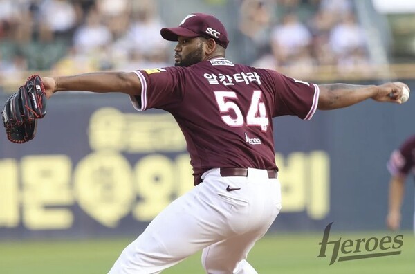 [공식발표] 키움, 알칸타라 잡고 MLB 데뷔 투수·빅리그 타자까지 품었...
