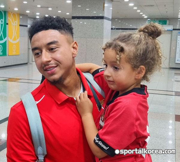 英 단독 린가드, "이미 협상 진행" FC서울 떠나 PL 전격 컴백하나...'임대 신화' 웨스트햄 "가장 유력한 후보"