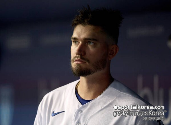 [오피셜] 다저스 출신 좌완 최고 유망주, 월드시리즈 우승도 차지했던 56승 투수, 은퇴 선언