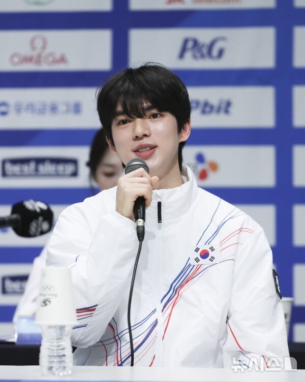 '충격' 캡틴 차준환, 초대형 실수, '악셀 0점' ...한국 피겨 단체전 쇼트프로그램 8위, "개인전 앞두고 예방 주사라고 생각하고 싶어"