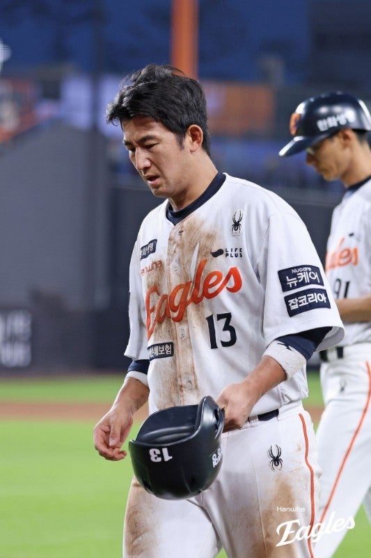 '이럴 수가' 한화 초초비상! 국대 1선발 이어 주전 포수까지 부상…최재훈, 손가락 골절→전치 3~4주 소견