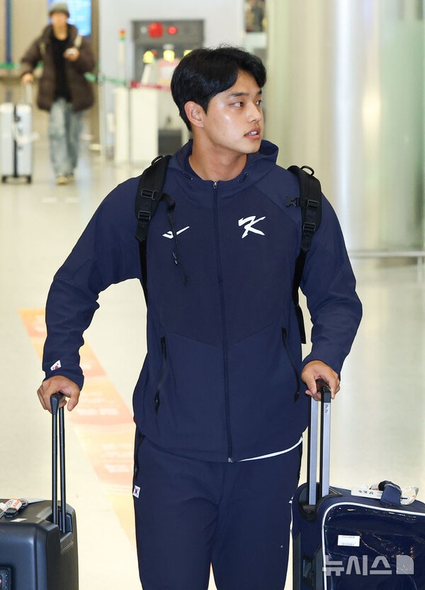 [오피셜] '국대 1선발' 문동주, WBC 예비 투수 명단 포함→韓 대표팀 8강 진출시 출전 가능