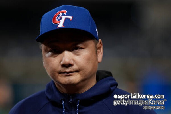 日 열도가 발칵! "WBC 개막전부터 이런 이변이"...모두를 깜짝 놀라게 한 챔피언의 충격 패배, 4만 관중은 한숨 '푹'