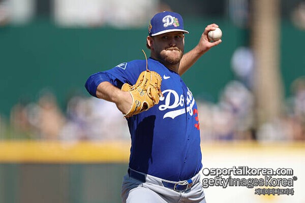 두산이 버리길 잘했네! '인성 논란' 다저스 좌완,'홈런홈런홈런'→'볼볼볼볼'...빅리그 복귀 물거품되나