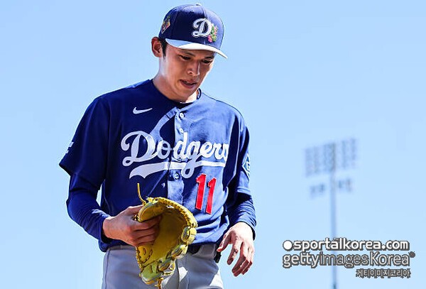 충격! "수개월 내 다저스 떠날 것", "더 이상 기대할 게 없다"...美 매체, 사사키에 직격탄