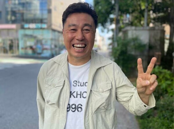 '<b>뇌경색 투병</b>' <b>노정윤</b>, 근황 공개 "머리 절개 수술 받아, 죽을 뻔했다"....