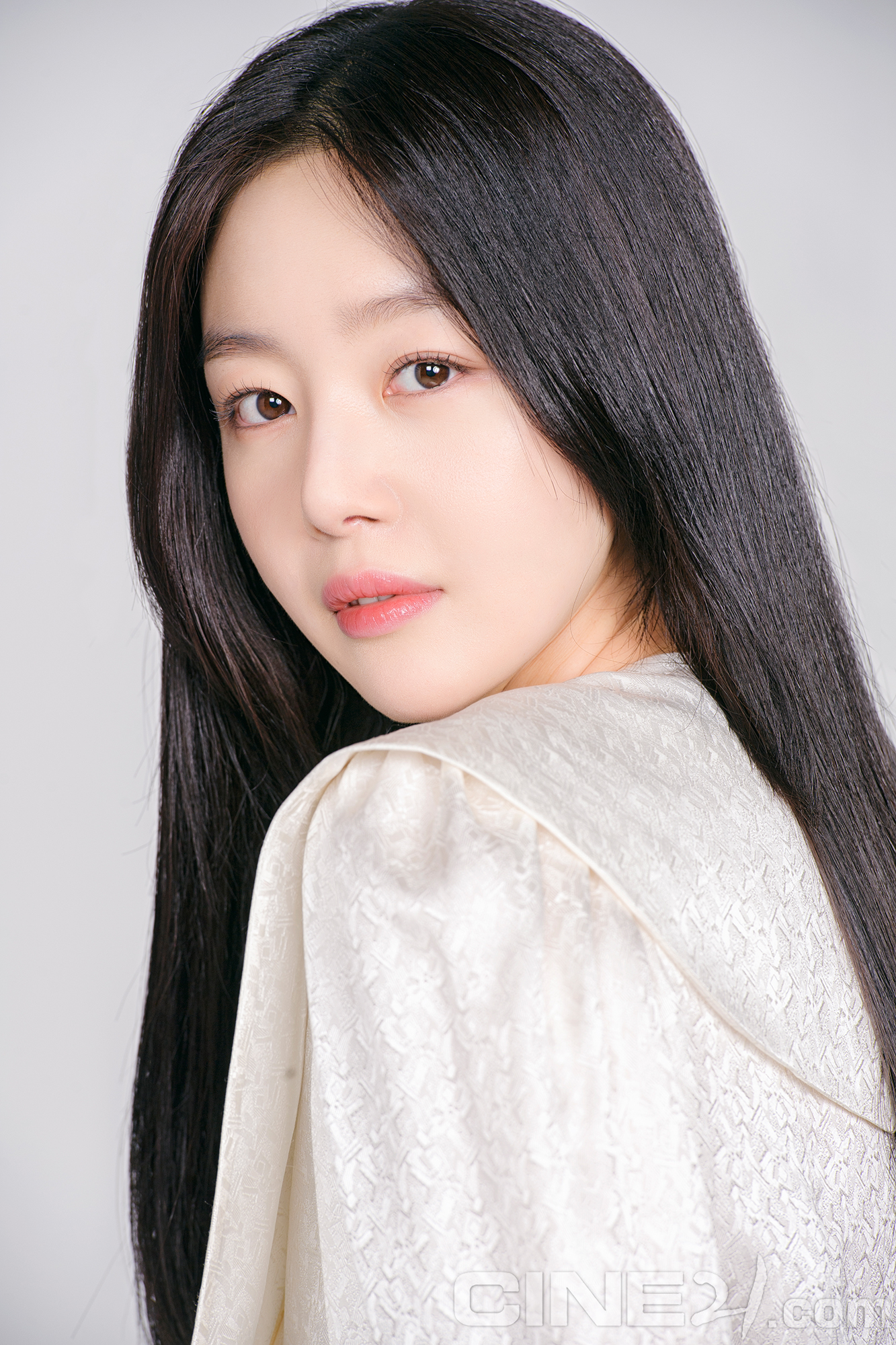 10_42_19__628ae67beef55_2022052514160879