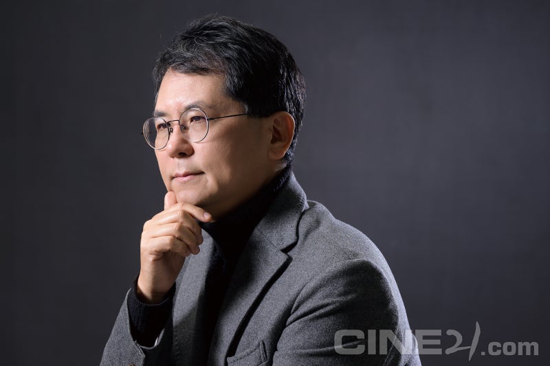 [인터뷰] 아름다운 법정 주문의 주인, <프로보노> 문유석 작가