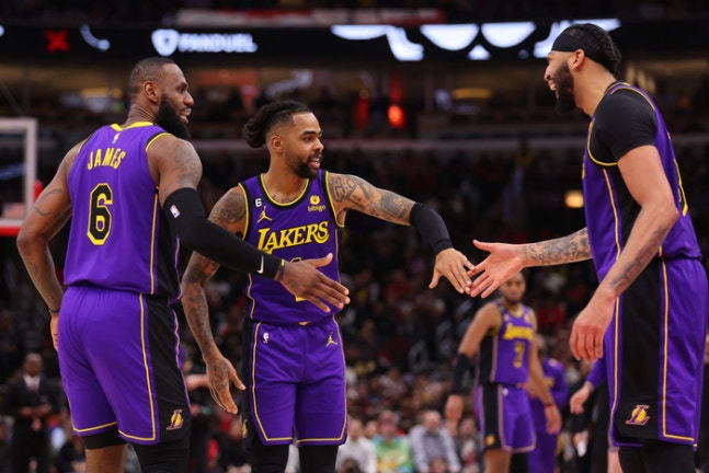 勒布朗 罗素三巨头都回来了！为什么全能湖人强？[NBA]