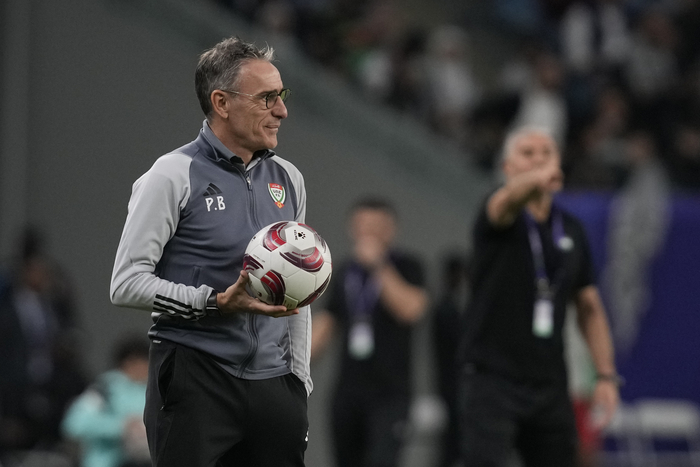 <b>벤투</b> <b>감독</b>·선수 퇴장당한 UAE, 팔레스타인과 힘겹게 1-1 무승부