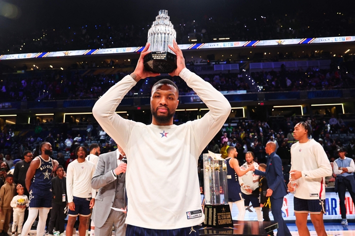 3점 농구로 화끈했던 NBA <b>올스타전</b>, 승자는 <b>동부</b>···MVP는 3점슛 11개 꽂은...