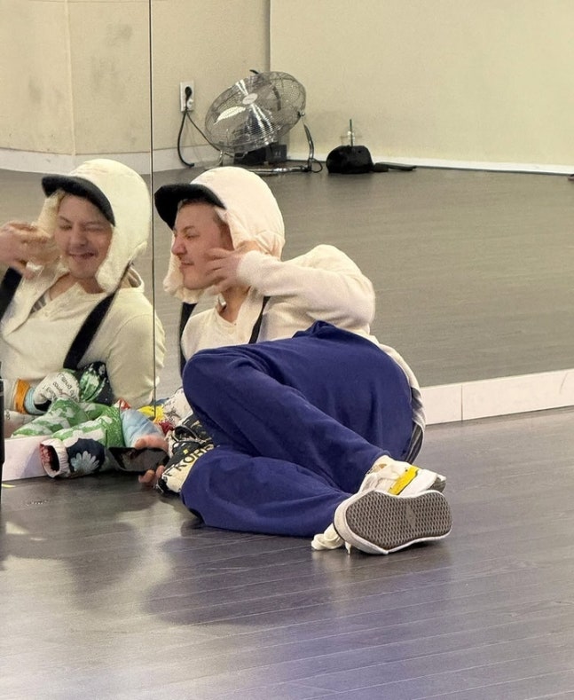 담당 스태프 인스타 계정에 올라온 지드래곤님의 사진