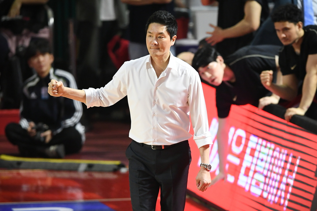 “LG가 우승할 줄 알고 온 것 같은데”…SK <b>전희철 감독</b>의 반전 자신감