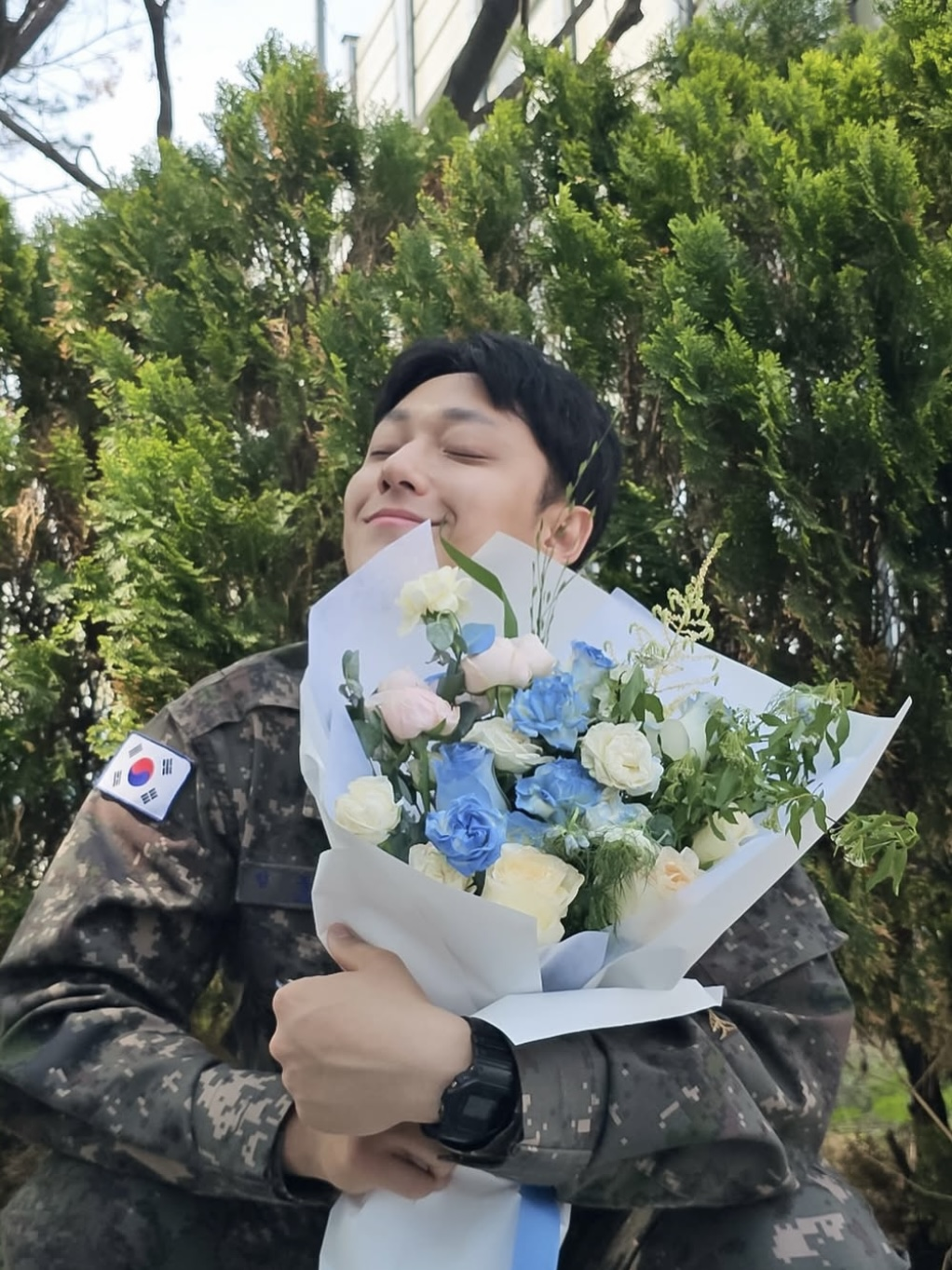 [전문] ‘<b>임지연</b>’ <b>이도현</b>, <b>전역</b> 소감 “1년 9개월, 참 길었다”