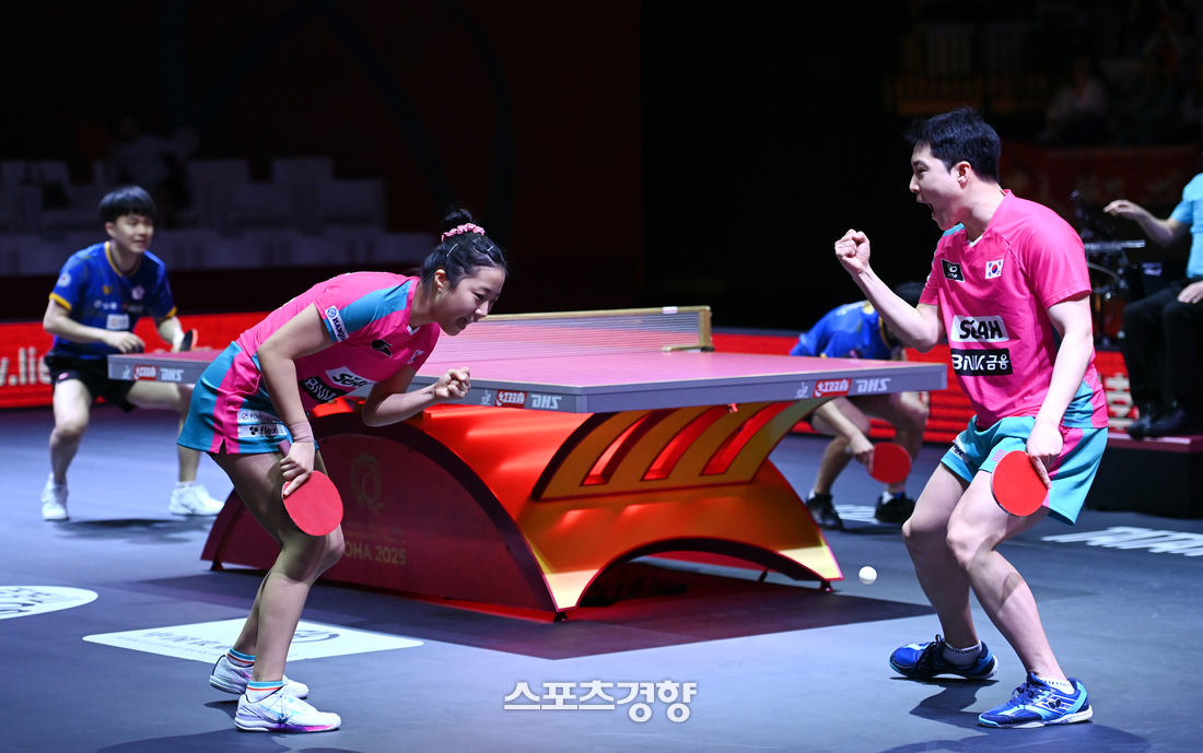 <b>신유빈</b>, 여복·혼복 모두 <b>동메달</b> 확보…안재현 단식 16강