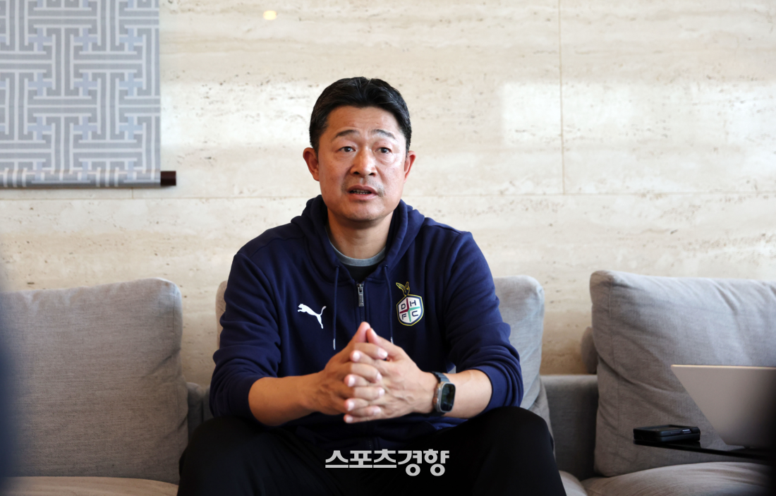 <b>이민성</b>, U-22 축구<b>대표팀 감독</b> 선임…2026 AG·2028 <b>올림픽</b> 지휘