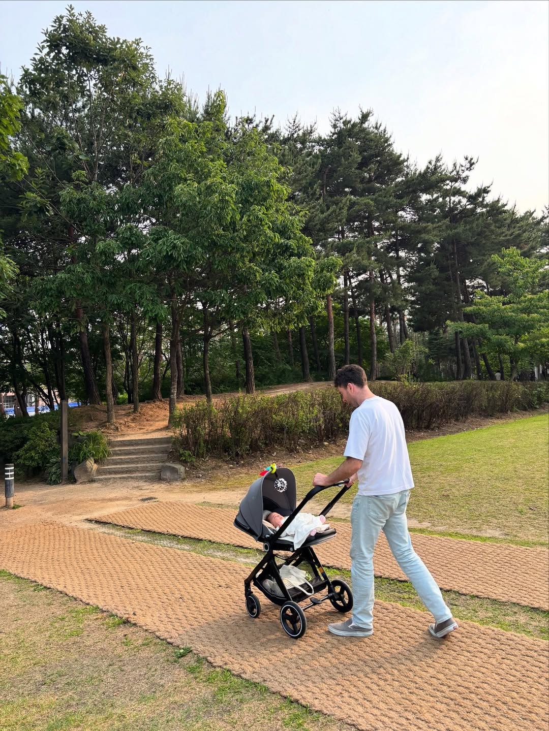 [전문] ‘<b>노키즈존 비판</b>’ <b>임현주</b> 아나운서, 소신 발언 이어갔다···“...