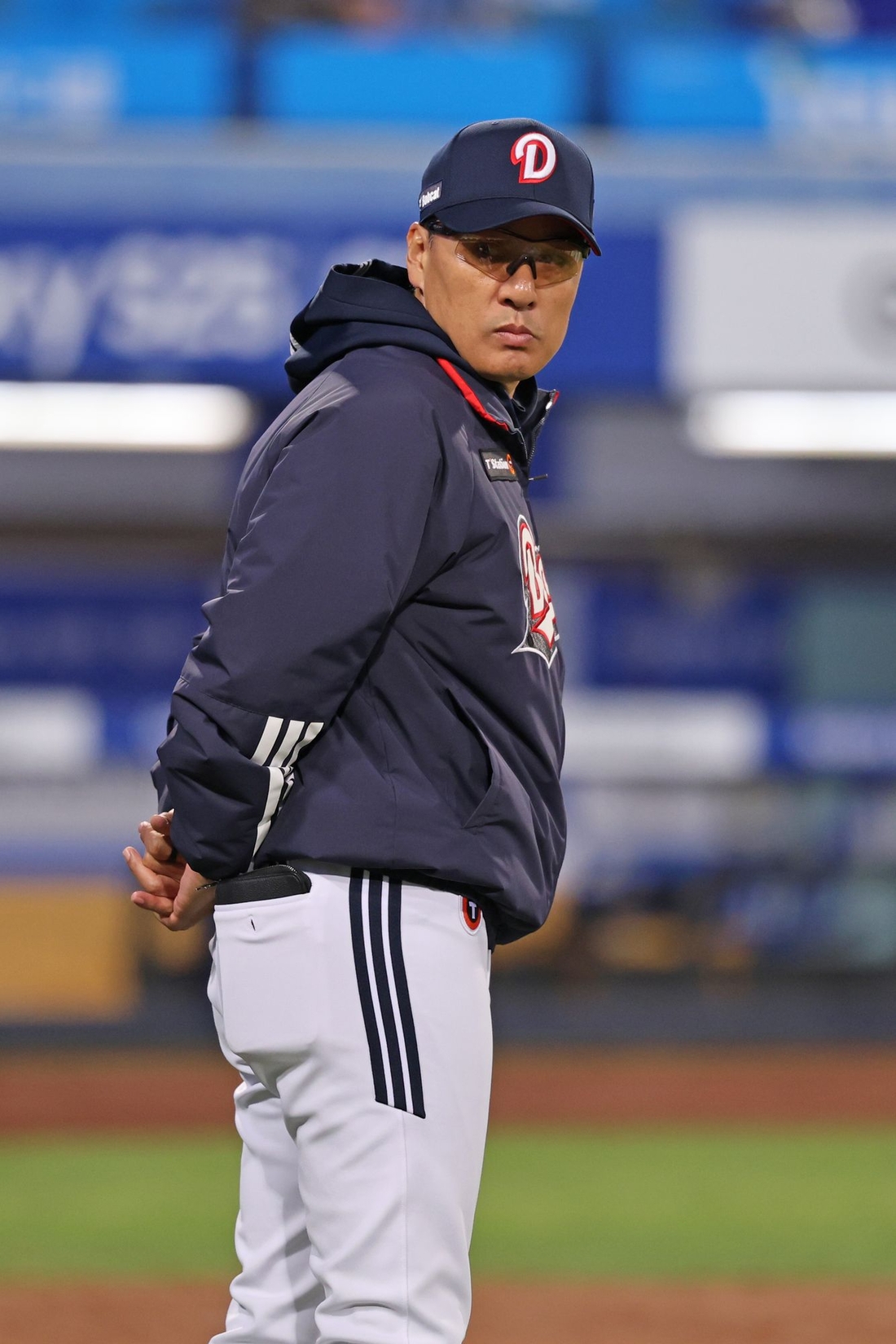 이승엽 <b>두산</b> <b>감독</b>, 자진 사퇴…<b>조성환 감독대행</b> 체제로[공식입장]