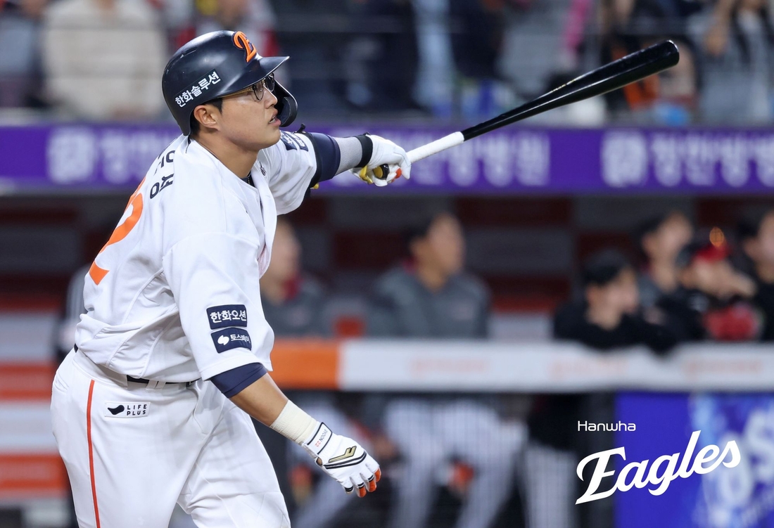 데뷔 7년 만에 첫 ‘<b>만루홈런</b>’ <b>이원석</b>···한화, 두산 ‘4연패’ 빠뜨...