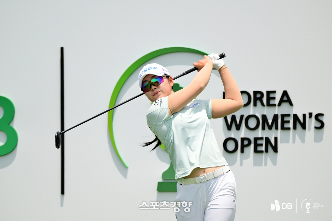 2024 신인왕 <b>유현조</b> <b>한국여자오픈</b> 첫날 7언더파 <b>선두</b>… “US<b>여자오픈</b> 다...