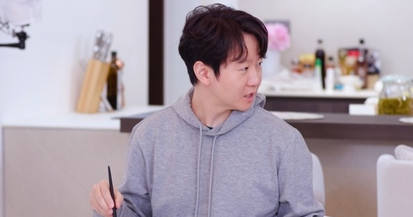 <b>이정현</b>, 치과의사 남편 질투 유발 “그 오빠 생각나” (편스토랑)