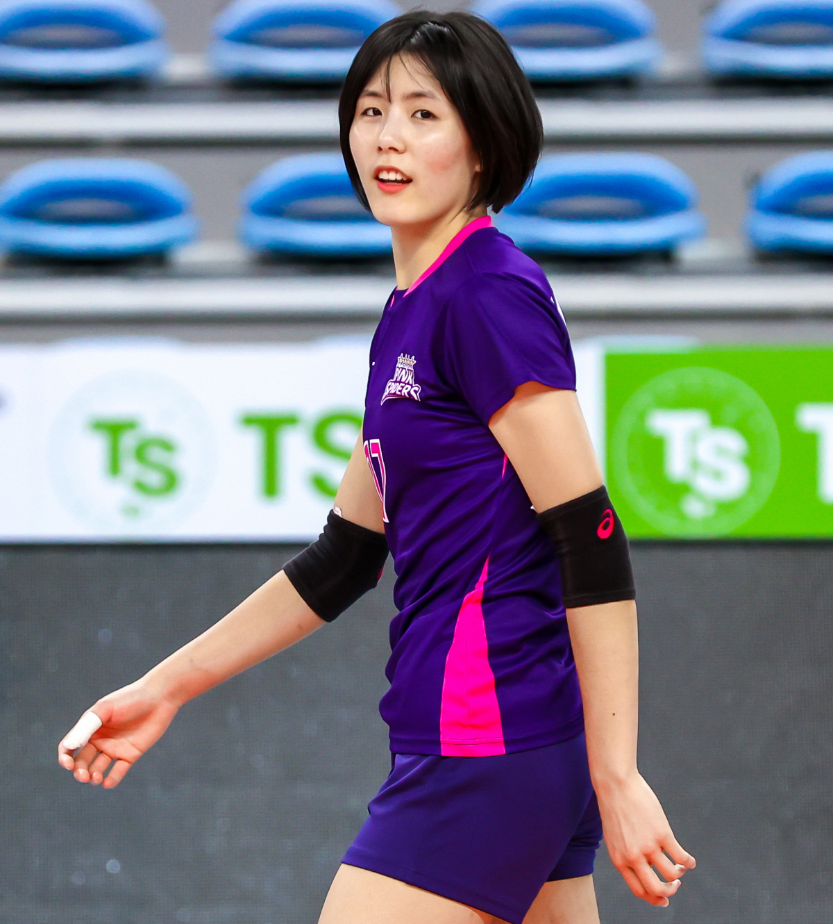 작년 은퇴 암시하더니…<b>이재영</b>, 4년 만에 日 1부팀 입단 ‘<b>코트 복귀</b>’
