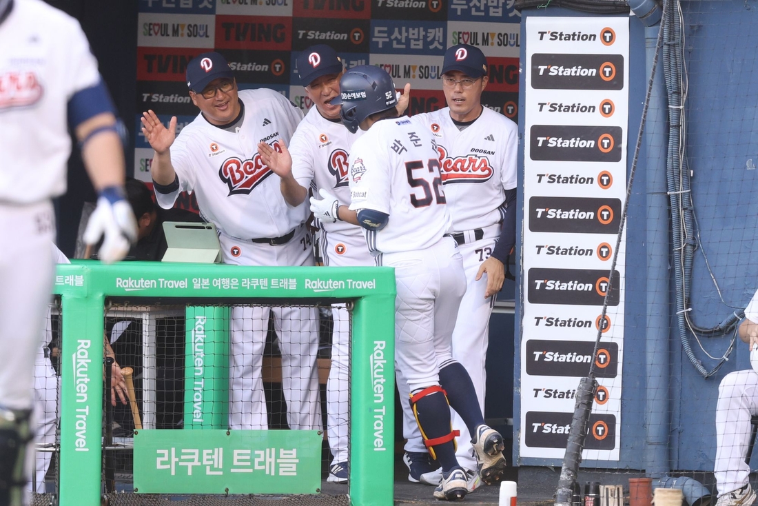 ‘아깝다, 안타 하나’ <b>두산</b> 고졸 신인 박준순의 홈런-3루타-2루타 맹활...