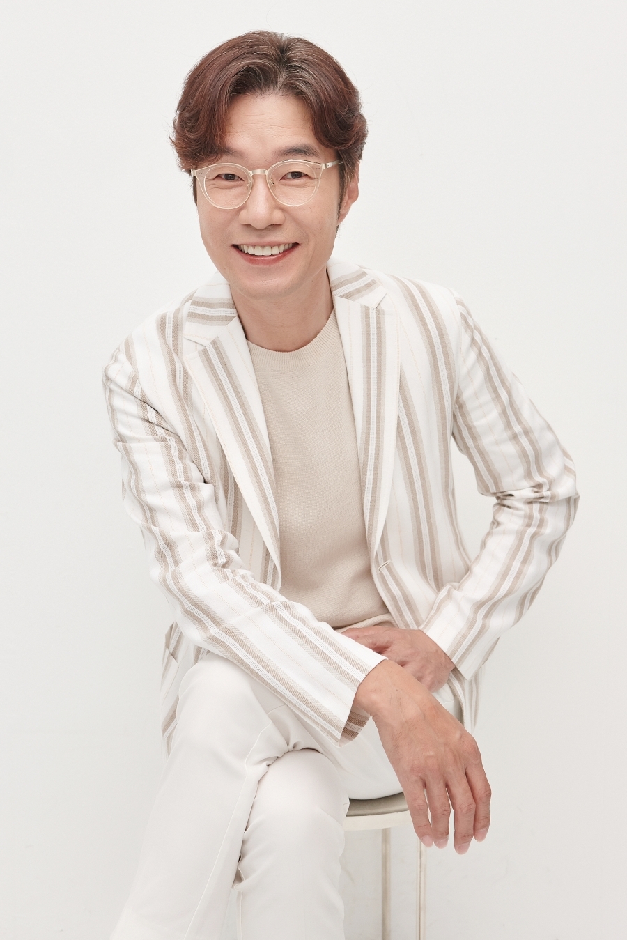 “조연이지만 늘 중심에 있던 배우”…故<b>송영규</b> 비보에 추모 <b>물결</b>[종합...