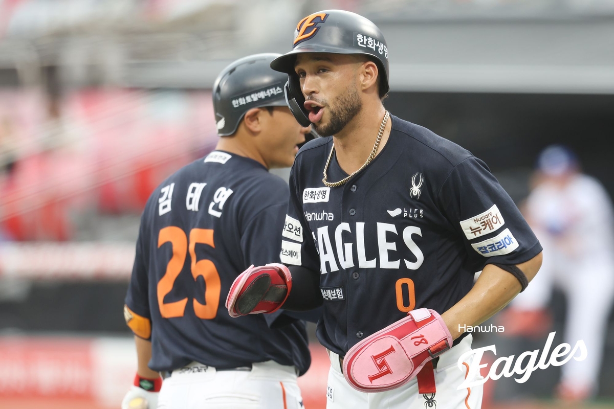 7월 ERA 1.28 <b>손주영</b>·7월 OPS 1.080 <b>리베라토</b>, 7월 <b>쉘힐릭스</b>플레이어 선...