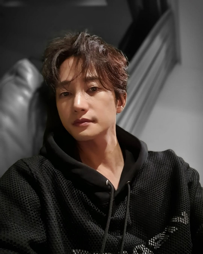 [전문] ‘불륜소개 의혹’ <b>박시후</b> 측 “사실무근, 형사고소 등 <b>법적</b> 조...