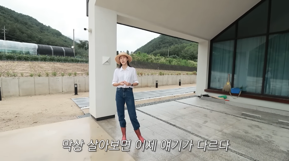 ‘사생 <b>피해</b>’ <b>한혜진</b>, 500평 <b>홍천 별장</b>에 “망했어” 불평