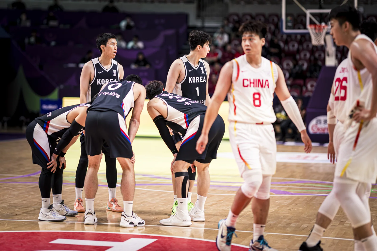 높이 열세 극복 못한 한국, 중국에 패배 <b>8강</b>서 <b>탈락</b>[FIBA <b>아시아컵</b>]