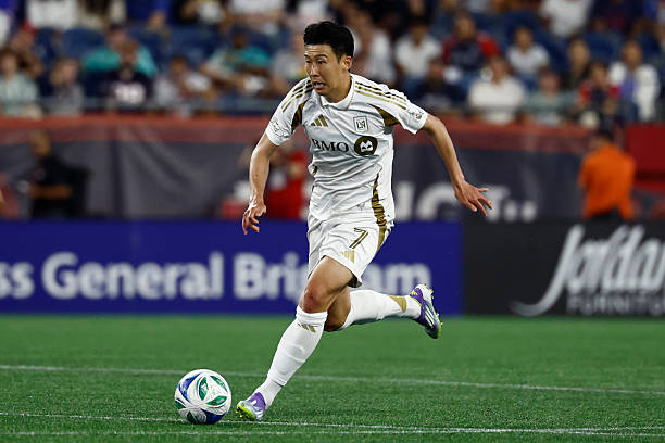 미국 간 <b>손흥민</b>, <b>한가위 축포</b> 생중계로 본다