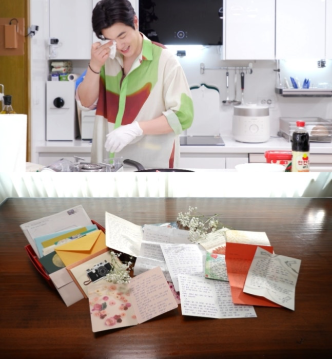 <b>김강우</b>, <b>아내 사랑</b>꾼이었네 “23년간 편지 100개 넘게 써” (편스토랑)