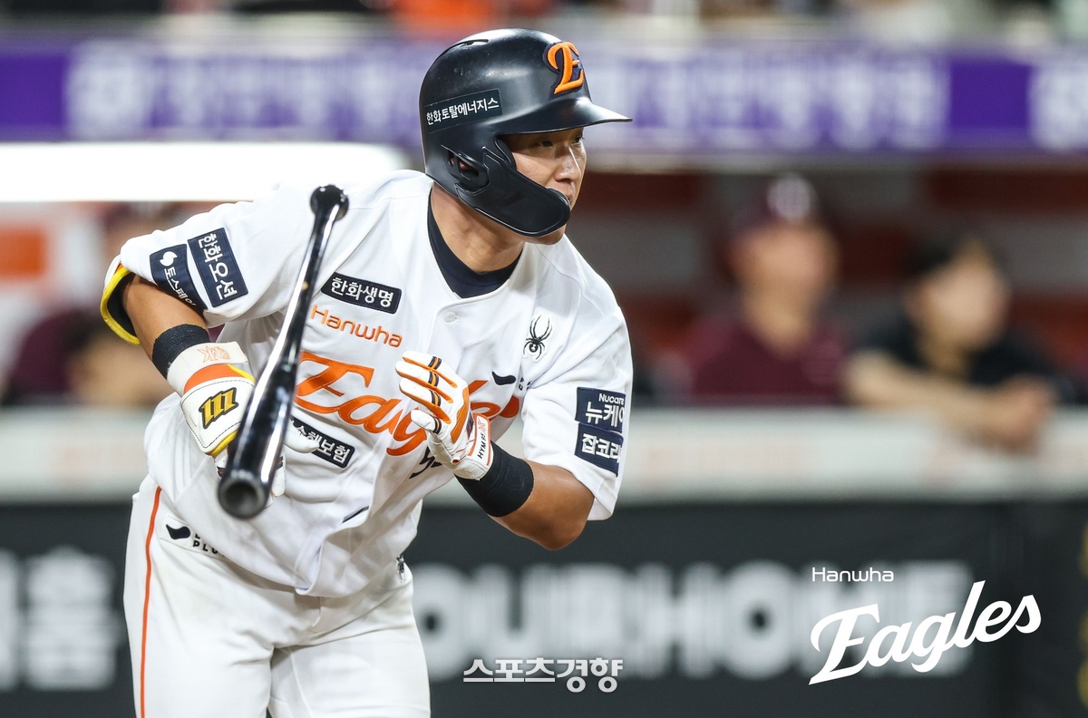 ‘투수 9명 총력전’ <b>한화</b> 7-6 <b>승리</b>, <b>키움</b>전 14승2패 압도적 우위···선...