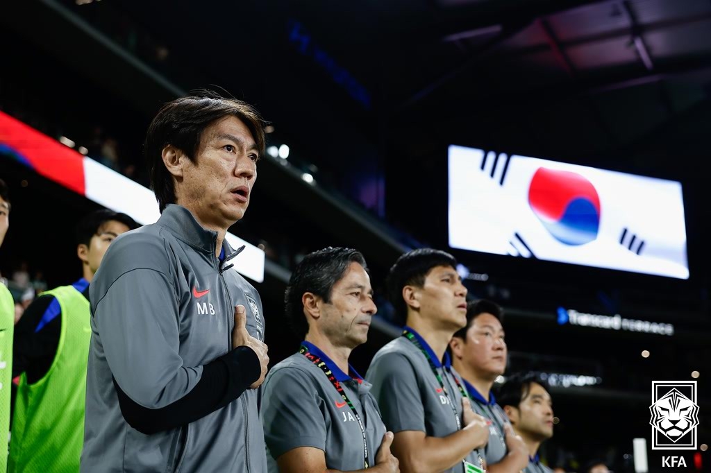 한국 축구, 9월 <b>FIFA 랭킹</b>에서 23위 <b>유지</b>