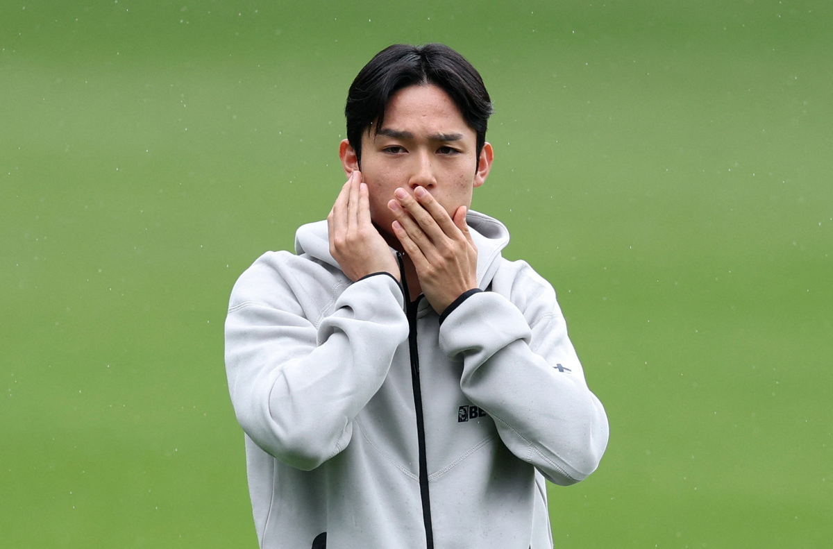 19세 <b>양민혁</b>, 포츠머스서 ‘<b>데뷔골</b> 폭발’…팀은 왓퍼드와 무승부
