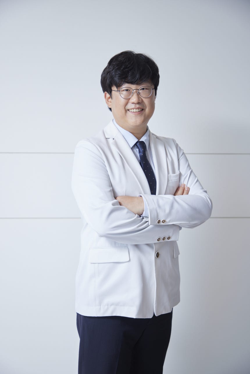 블루비뇨기과 잠실점 송진현원장