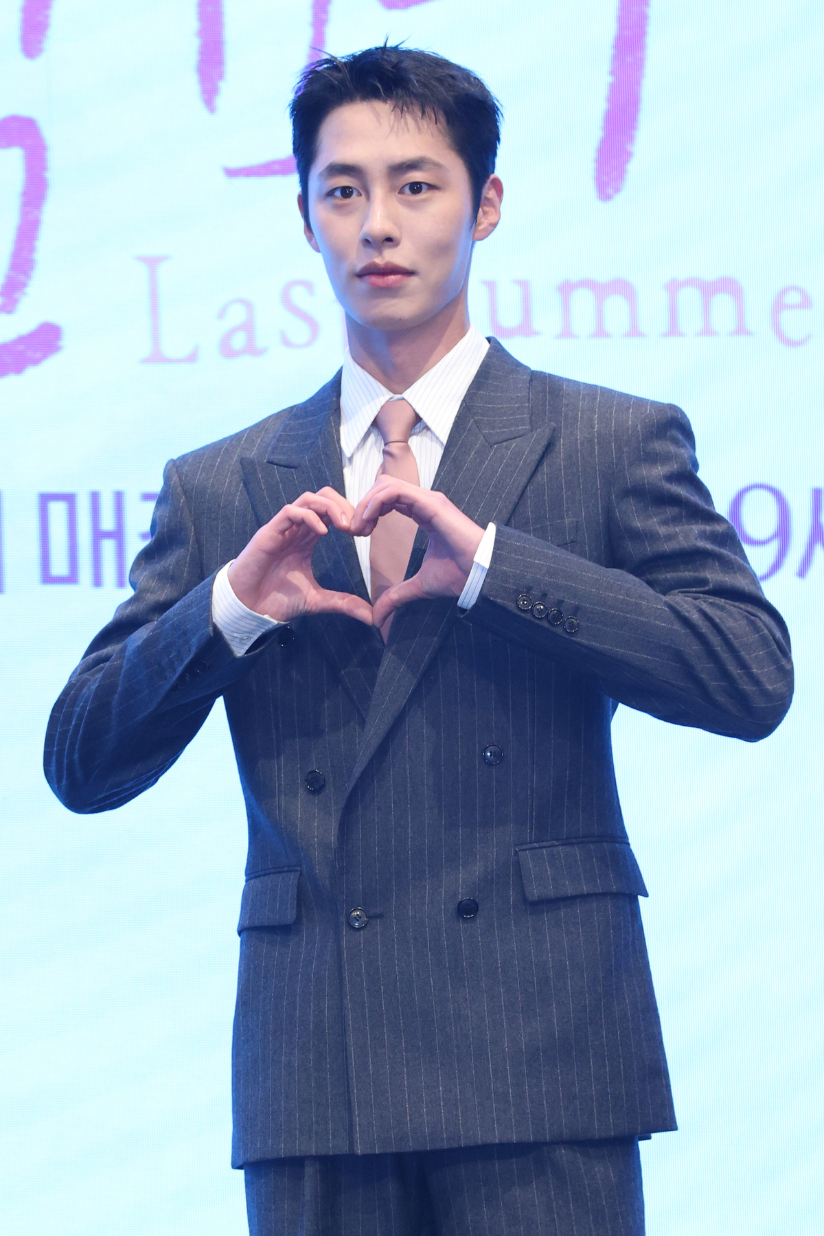 ‘<b>마지막 썸머</b>’ <b>이재욱</b> “첫 1인 2역…찍고 보니 생각보다 괜찮네”