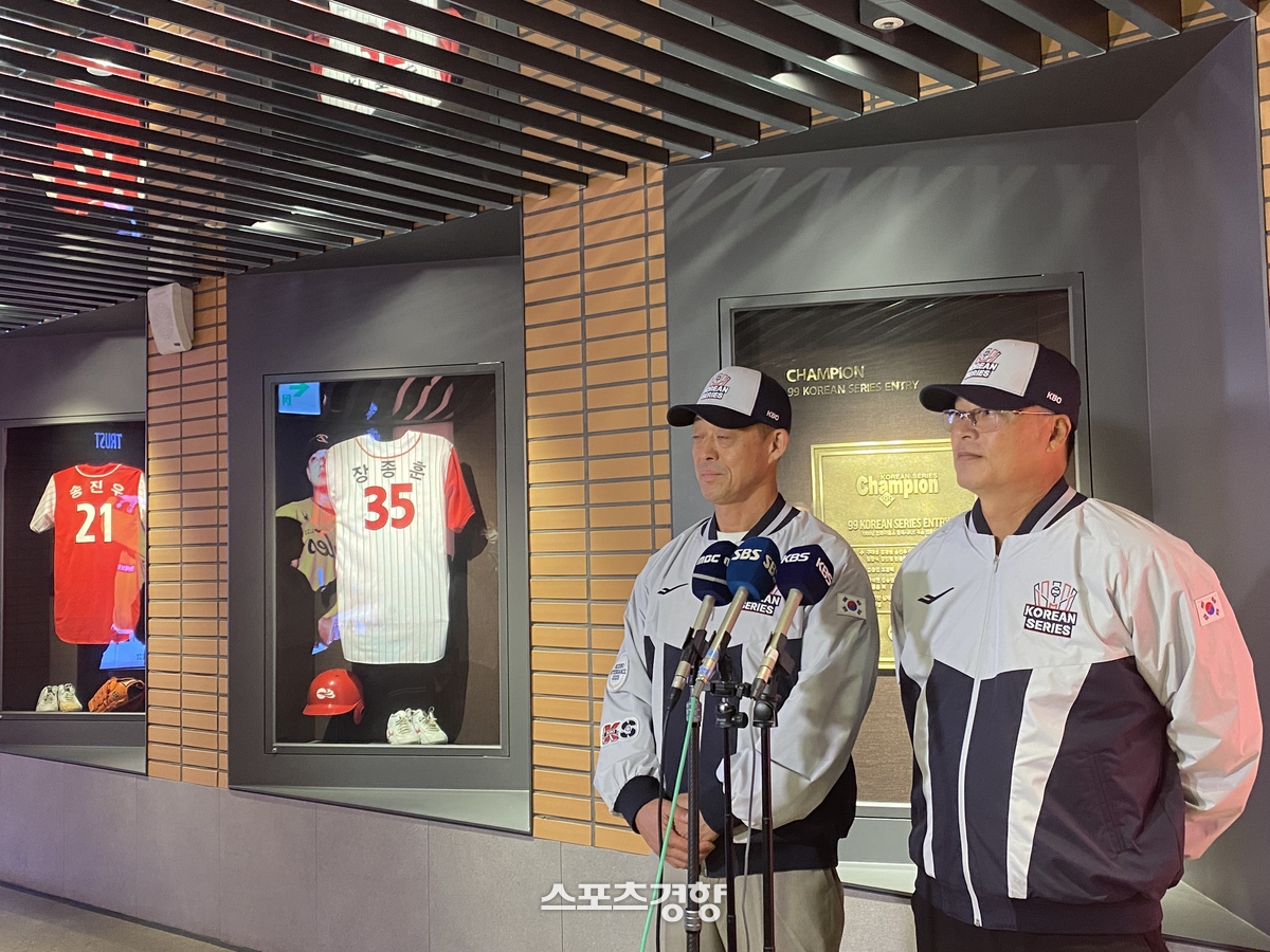 1999년 <b>한화</b> 우승 멤버 <b>구대성</b>-<b>조경택</b> “우승하고 포옹 장면이 지금도 ...