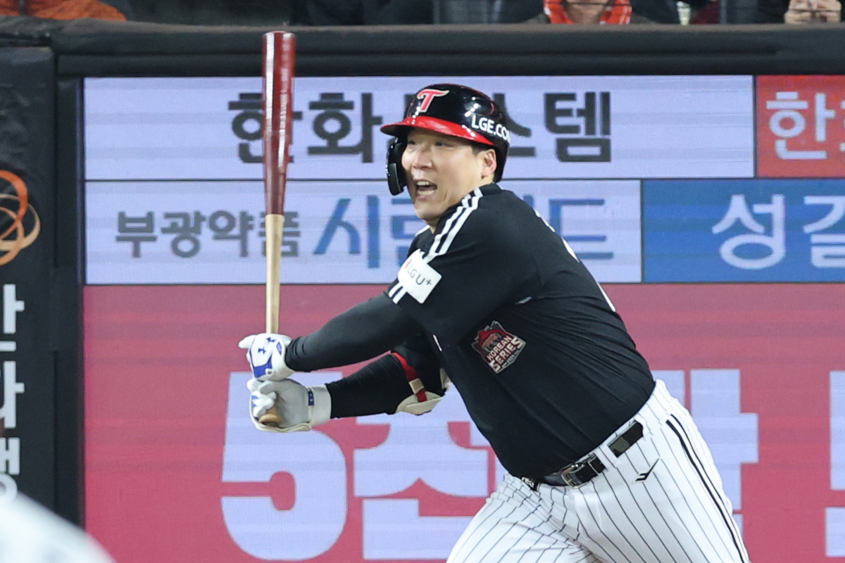 ‘김서현 시리즈’ 또 무너졌다, <b>LG 9회</b> 6점 <b>대역전극</b>···KS 우승 1승 남...