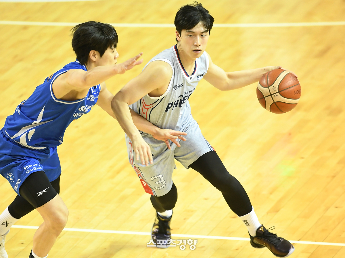 해먼즈 34득점, <b>박무빈</b> 14어시스트···<b>현대모비스</b>, 삼성 꽁꽁 묶고 3연...